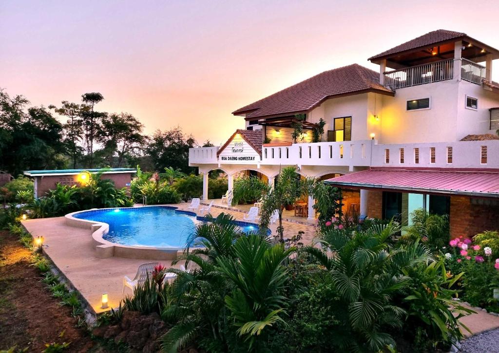 Bua Daeng Resort