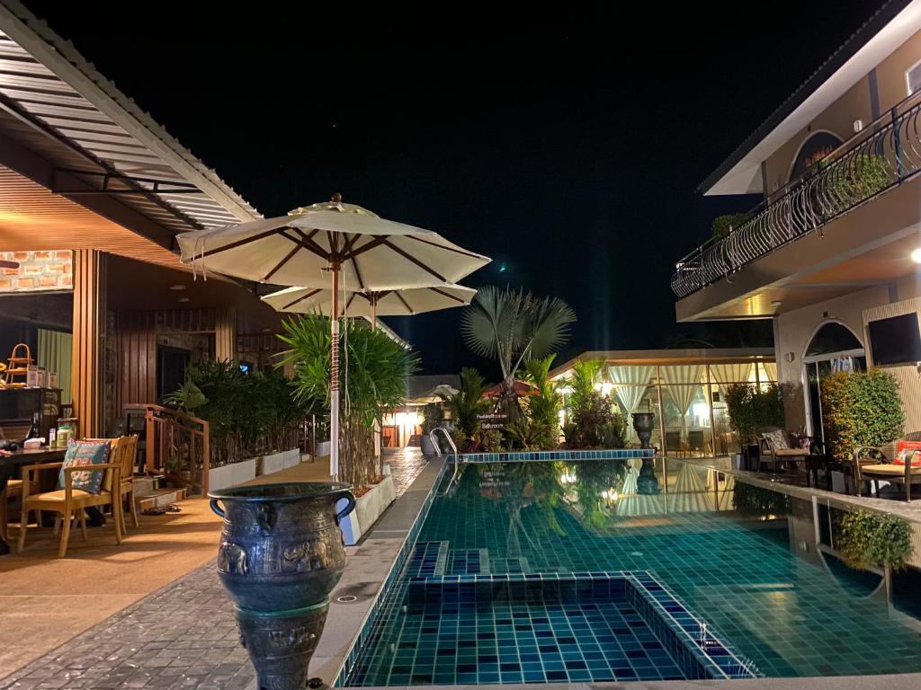 Kalamung Resort and Pool Villas