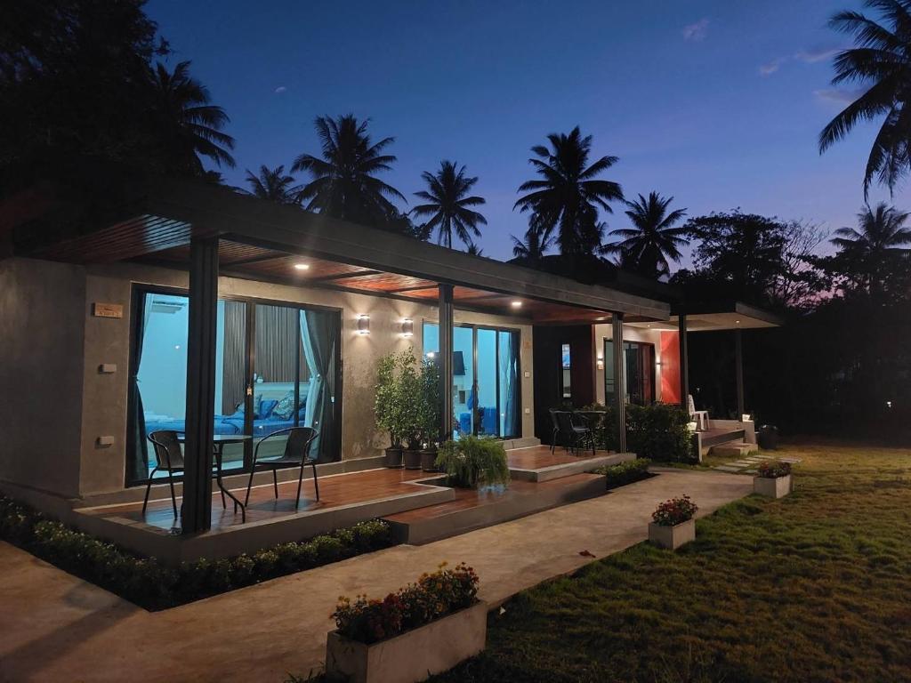 Larn-Lae-Lay Resort Chumphon