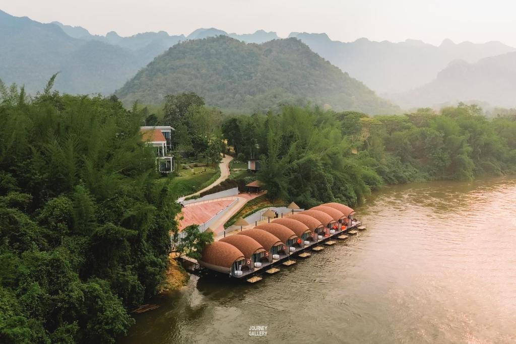 Vee Varee Riverkwai Resort