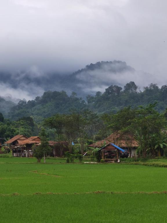 Panakluea Cottage Crafts