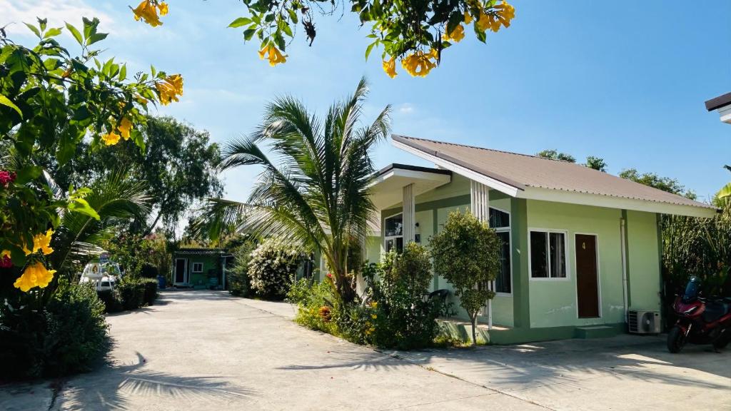 Omthai Resort