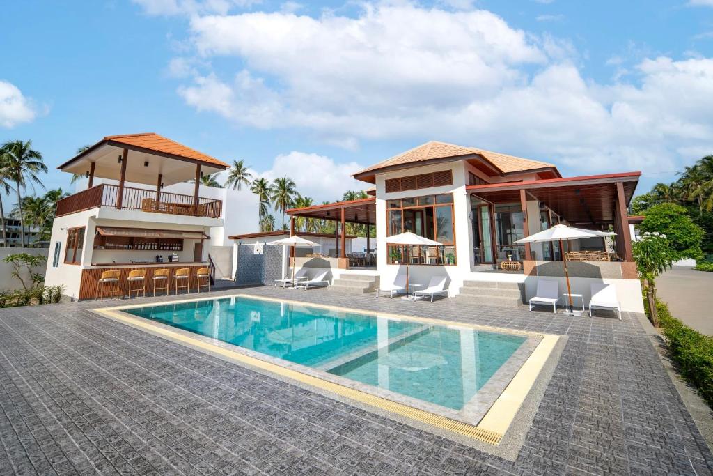 Natural Beach Resort Thasala