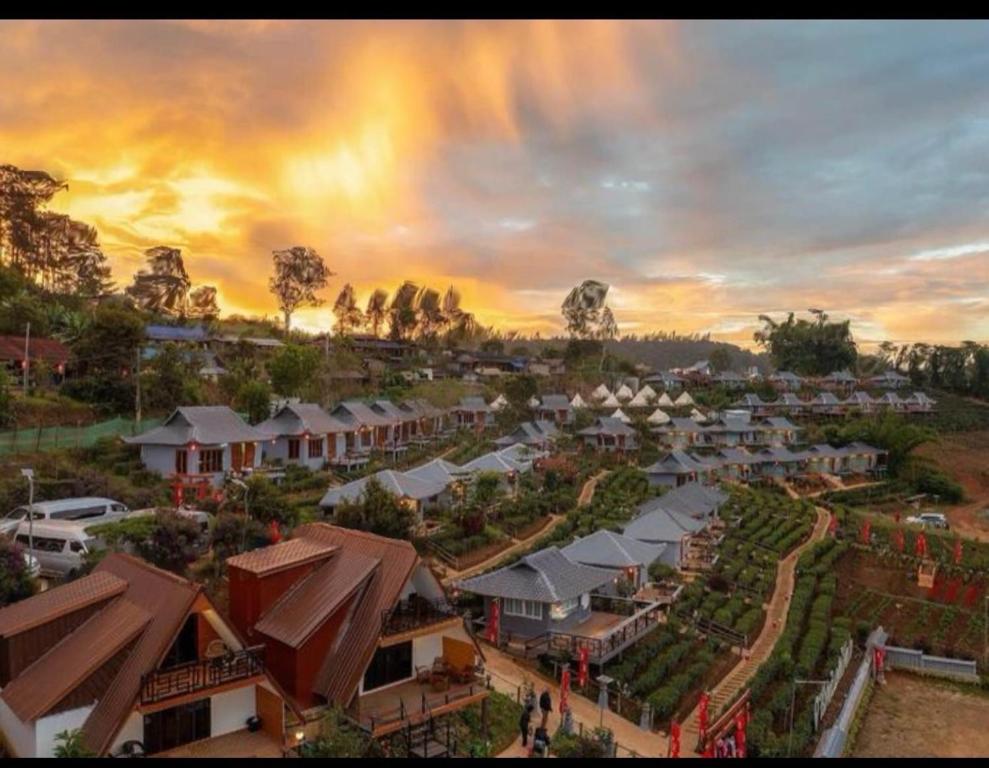 Chenfong Rakthai Resort