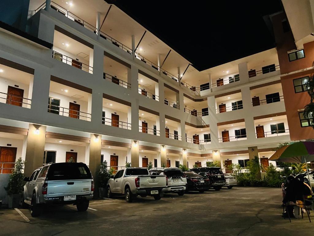 Jj Palace