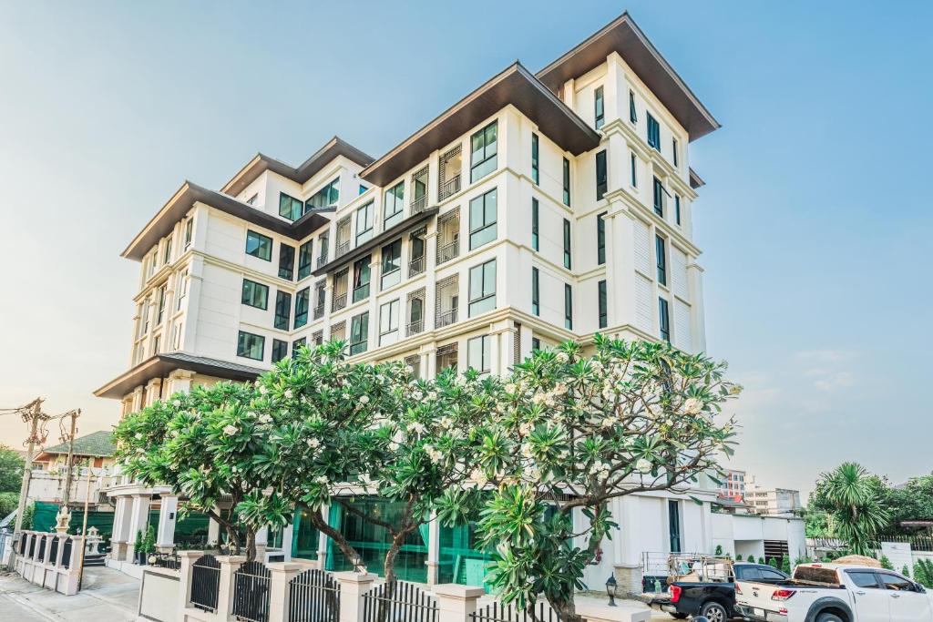 Zayn Bangna Hotel