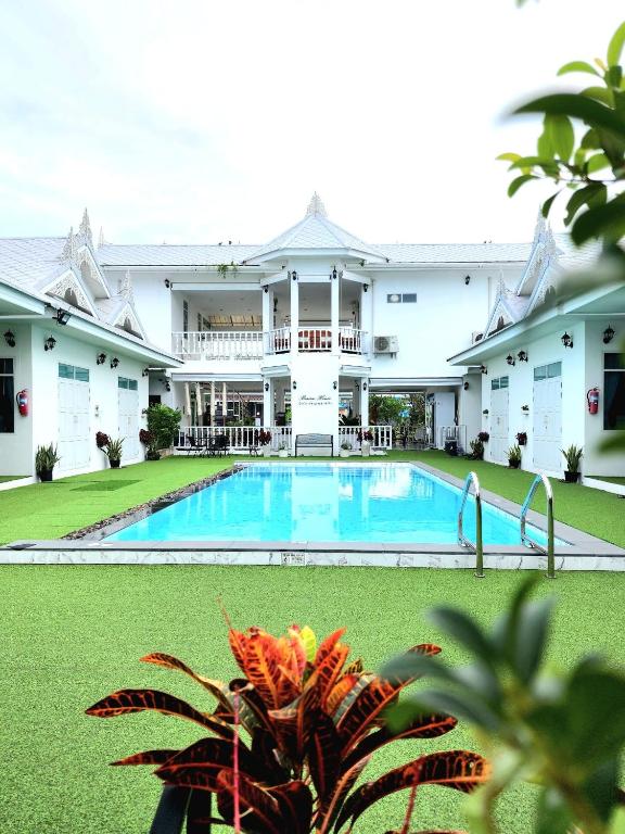 Bianco House Resort