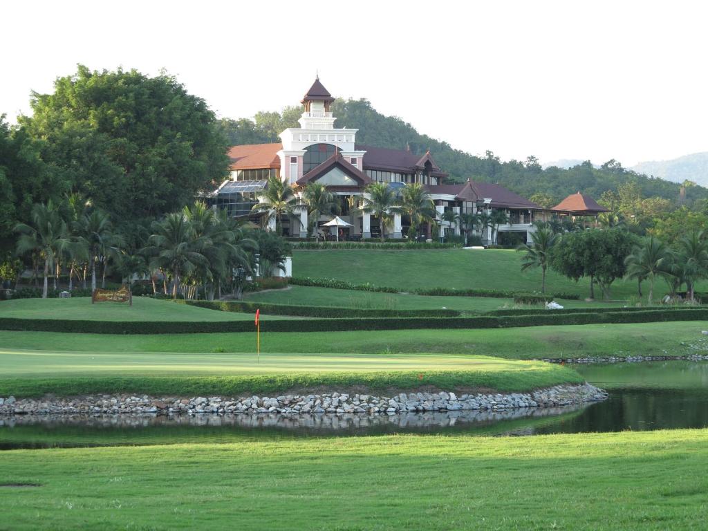 Springfield Village Golf