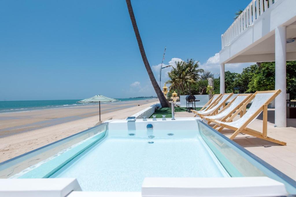 The Sky Cozy Beachfront