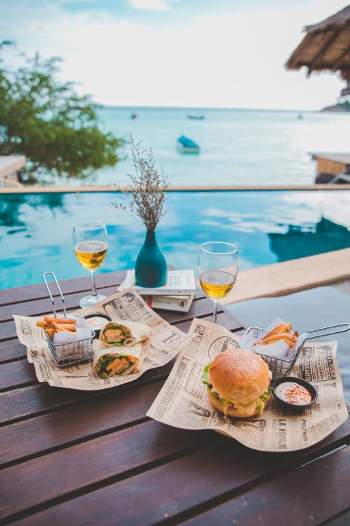 New Heaven Dive School and Resort