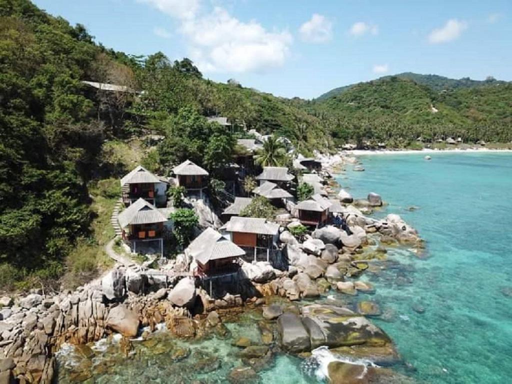 Ok2 Mamajim Bungalows
