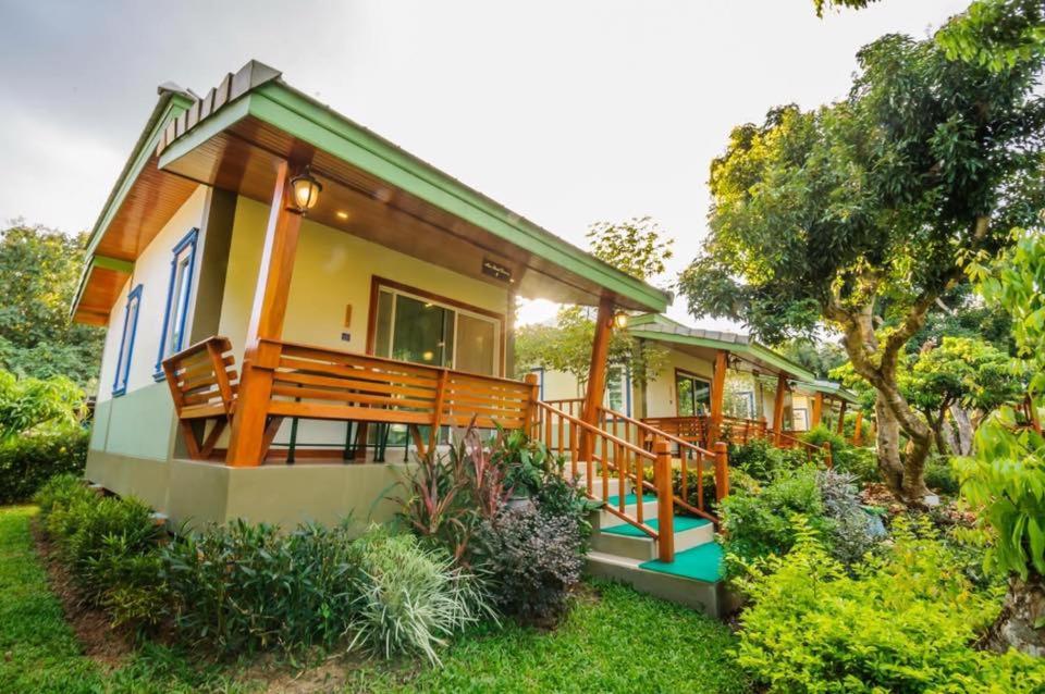 Mon Chom Doi Resort