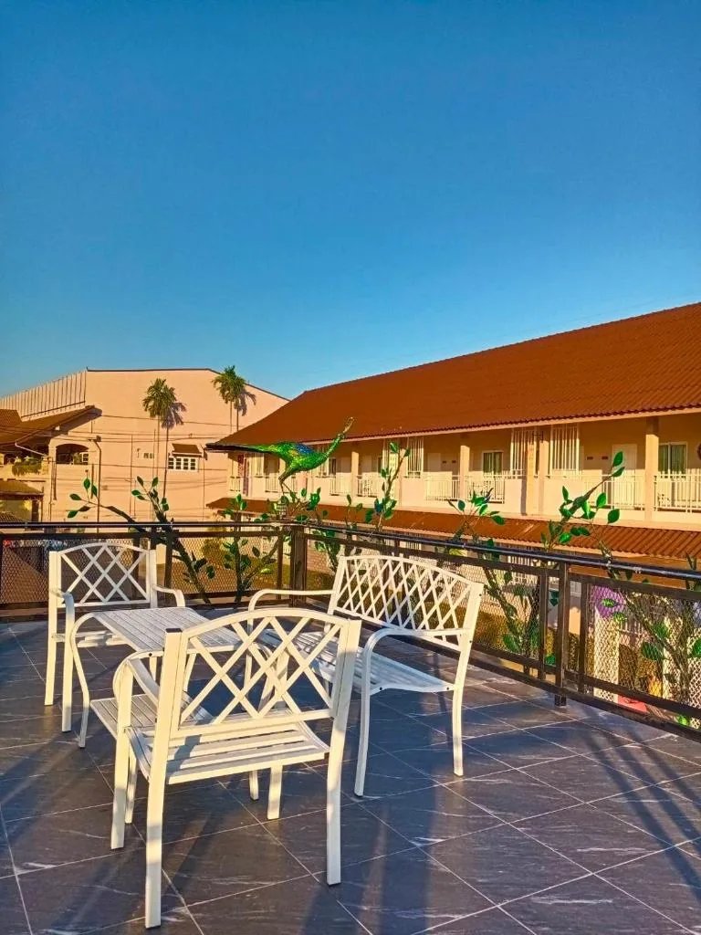 Chiangkham Grand Villa