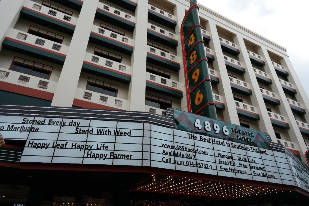 Nw 4896 Theater Hotel
