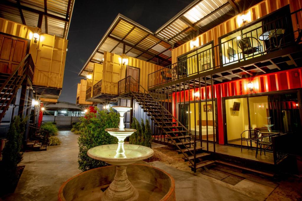Tuscany Land Resort Donmuang