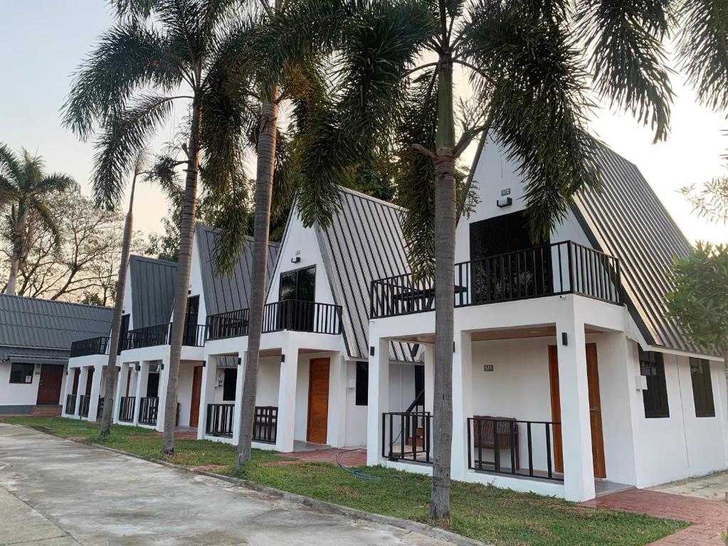 Rain Bow House Resort