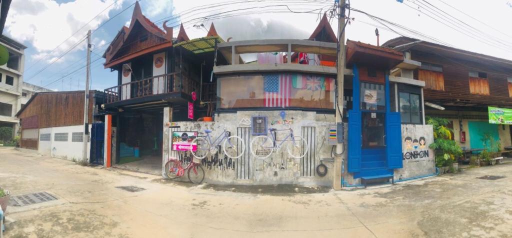 Solar Cell Walking Street Homestay