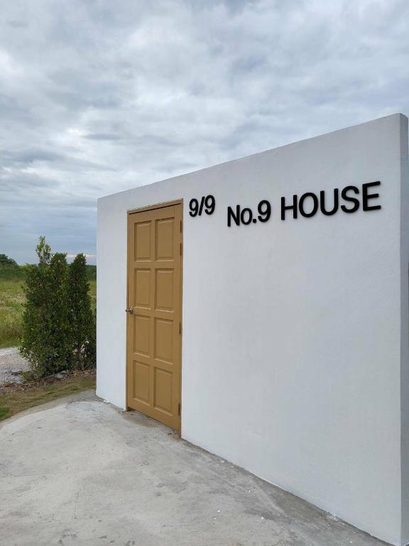 No 9 House Hua Hin