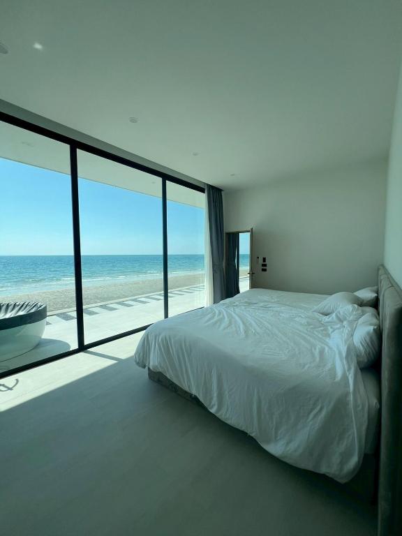 The Hi Ocean Resort