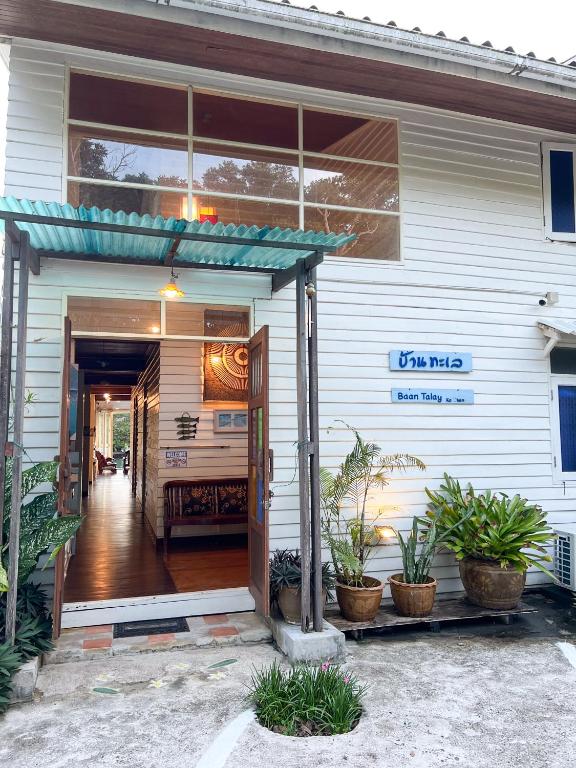 Baan Talay Koh Chang