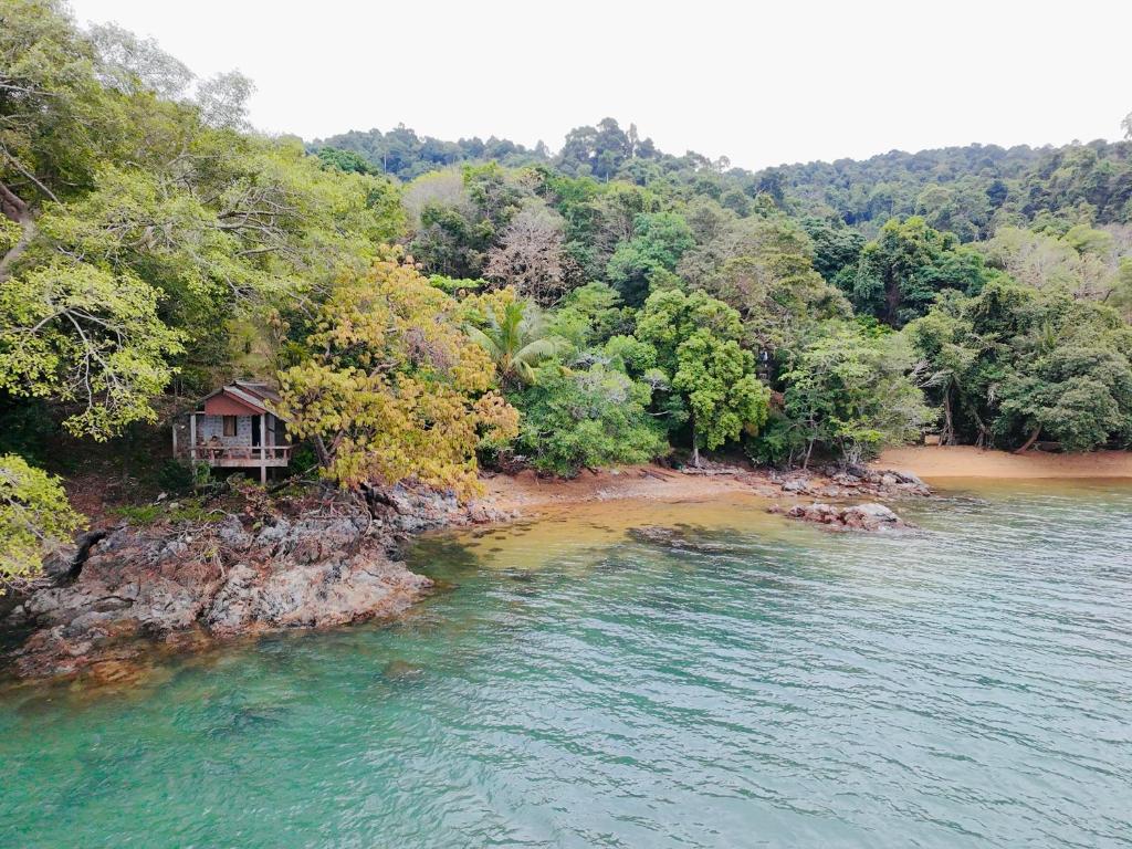 Island Life Bungalows