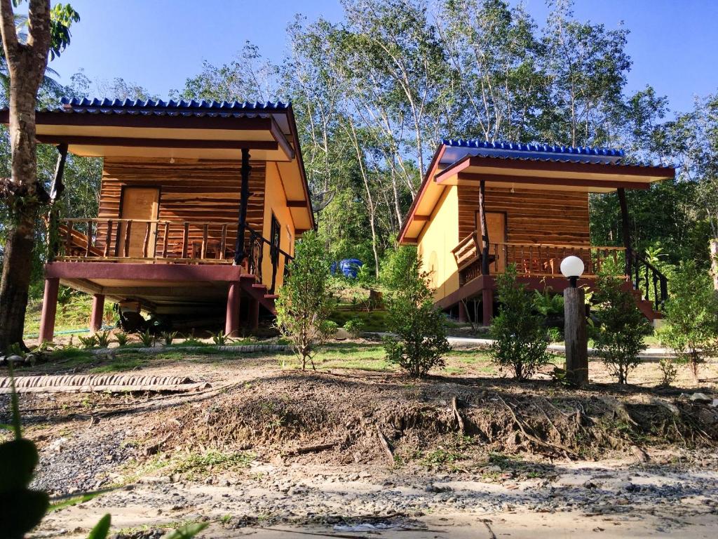 Baan Panseng Bungalow