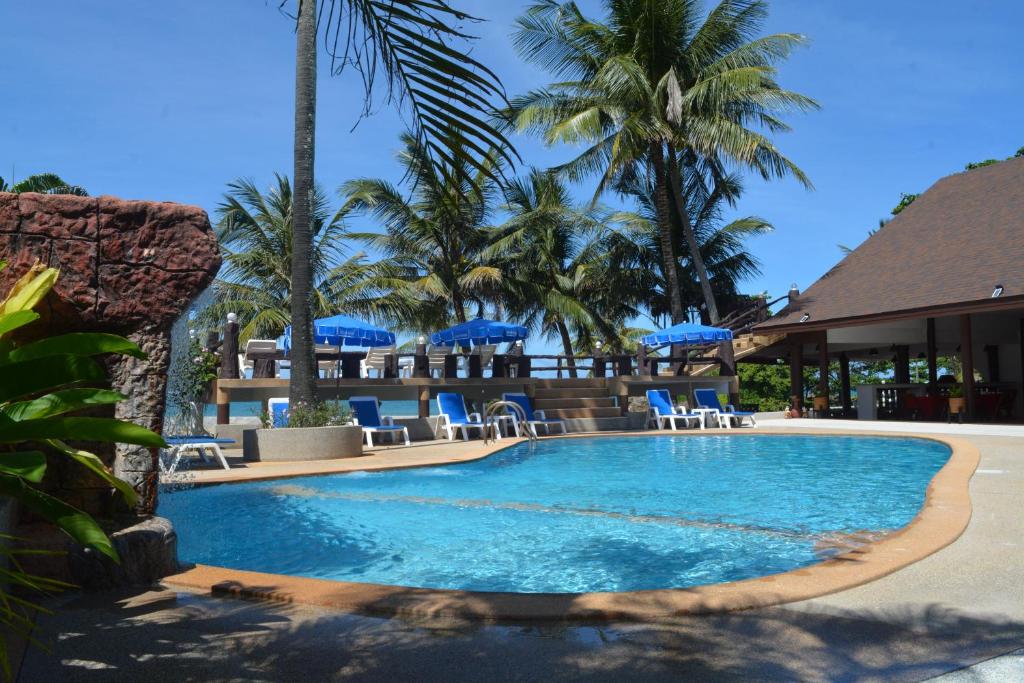 Lanta Il Mare Beach Resort