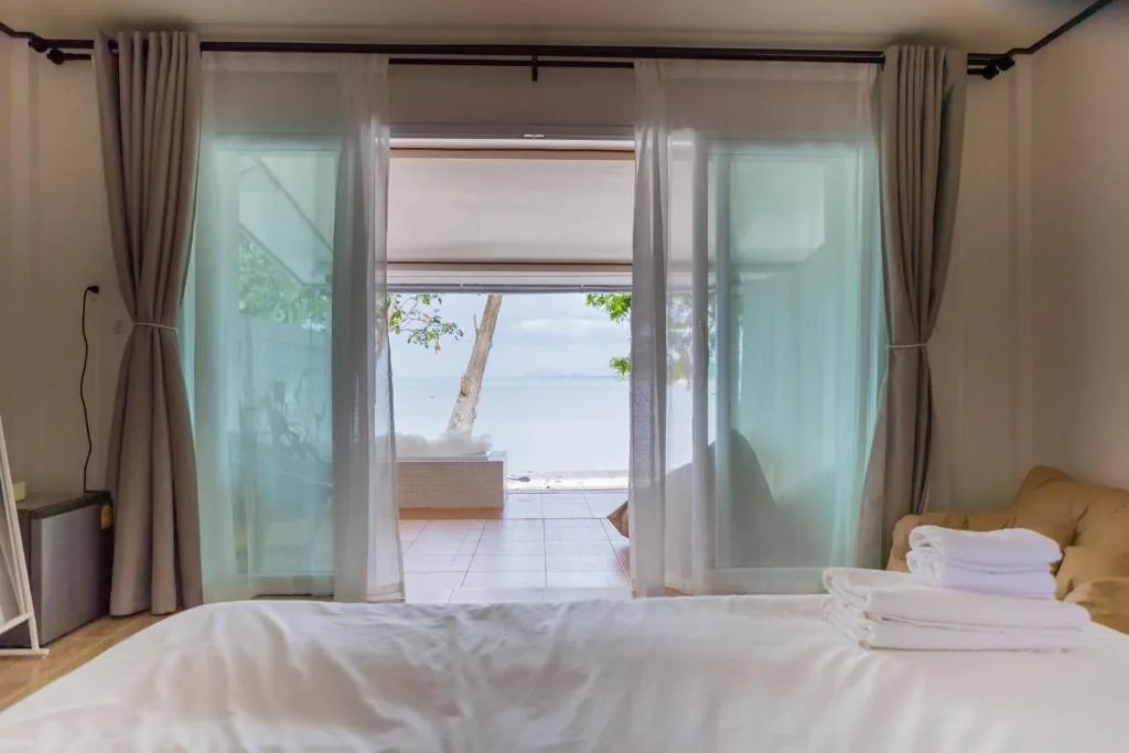 Inglay Koh Sukorn Trang Resort