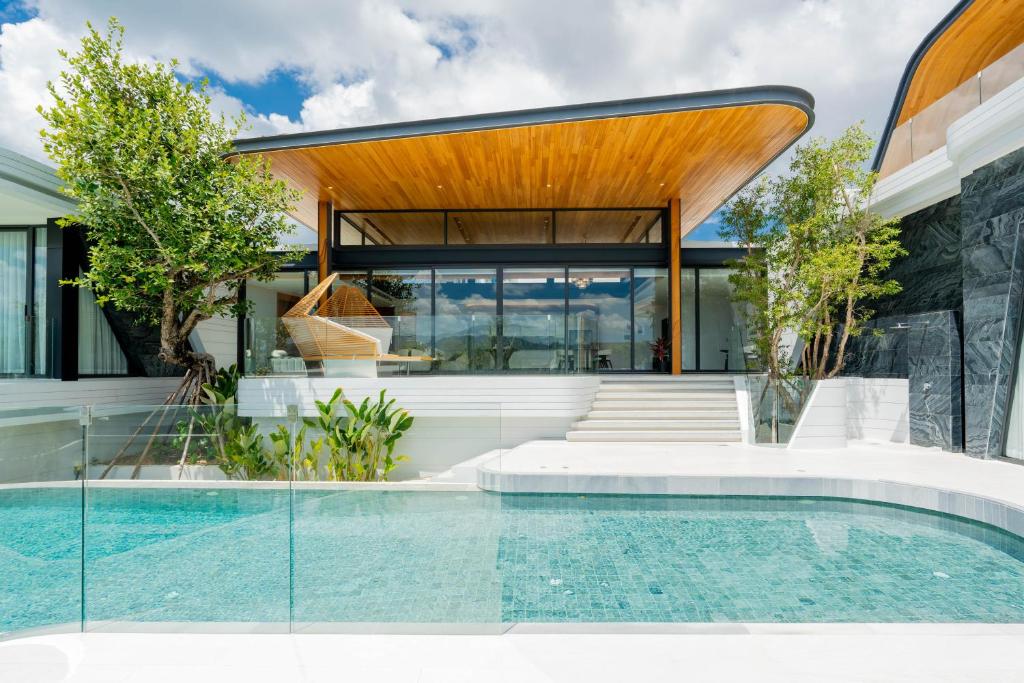 Zavaya Luxury Phuket