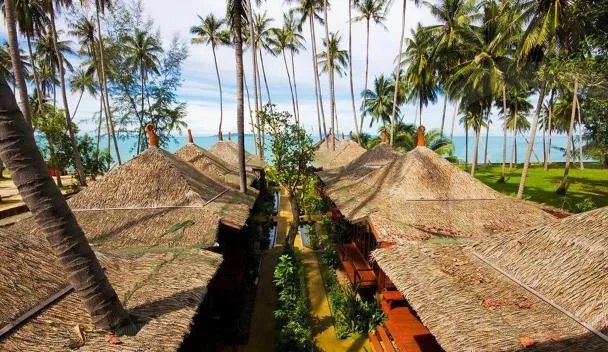 Lipa Bay Resort