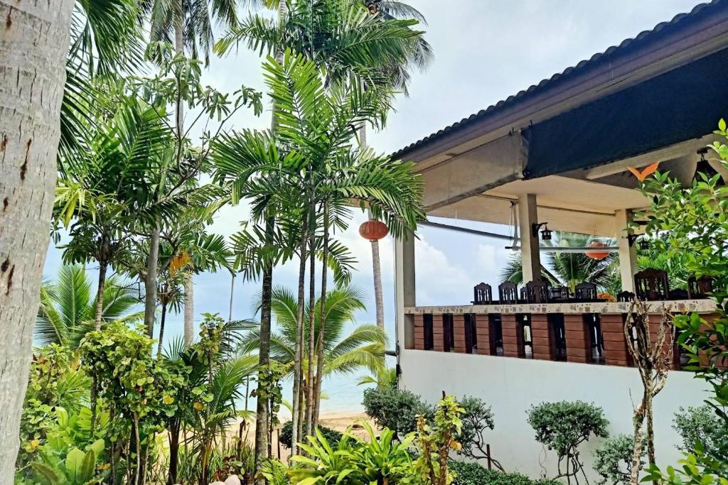 Palm Point Village