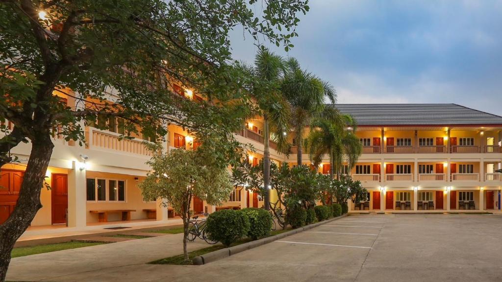 Poonnagunn Hotel