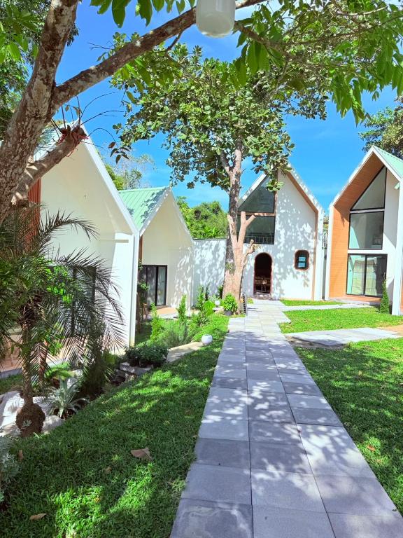 Lanta Forest Resort & Villas