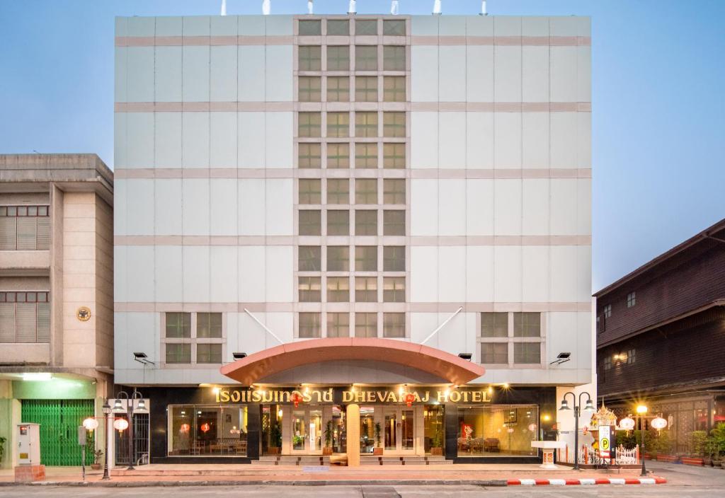 Dhevaraj Hotel
