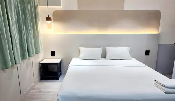 Seatel Phuket Patong Beach
