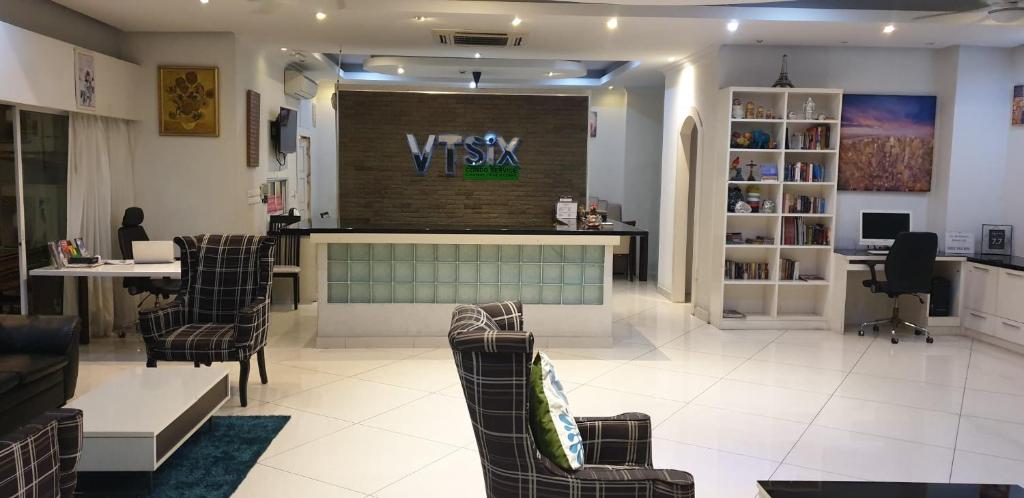Vtsix at View Talay 6