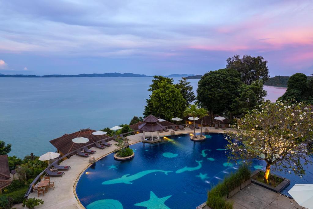 Supalai Scenic Bay Resort and Spa SHA Extra Plus