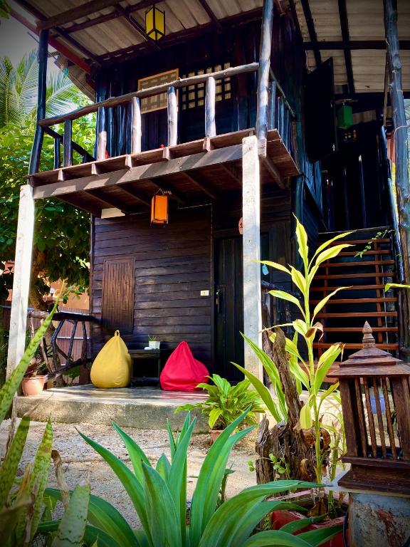 Leaf House Bungalows SHA Plus Approved