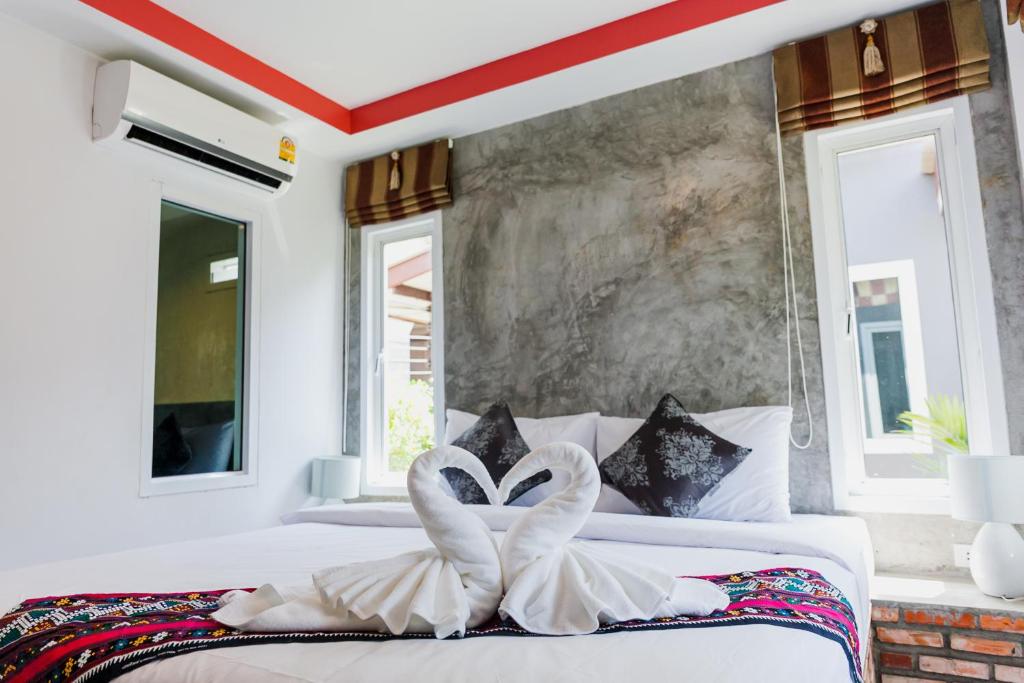 Popular Lanta Resort