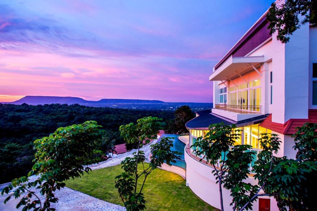 Chan Ngarm Mountain View Resort