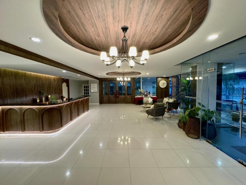Sriracha Avenue Serviced Apartment
