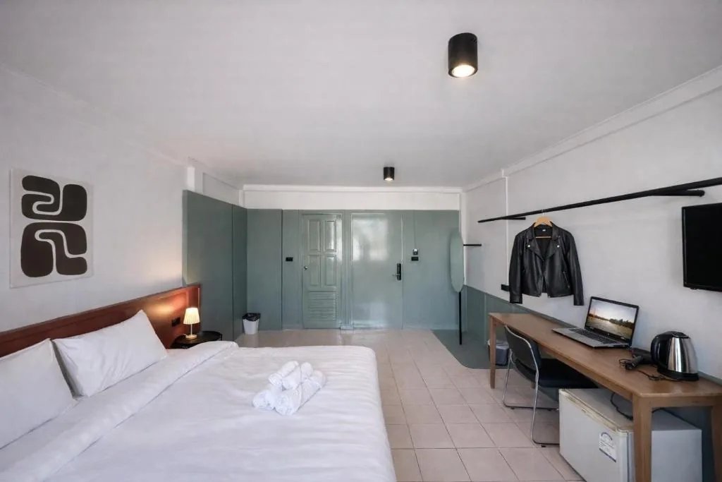 Quicky Stay Hotel Suphanburi