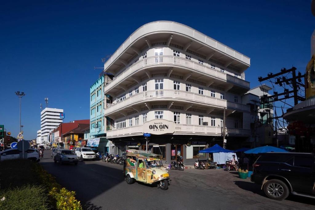 Gin Gin Hotel Trang Old Town