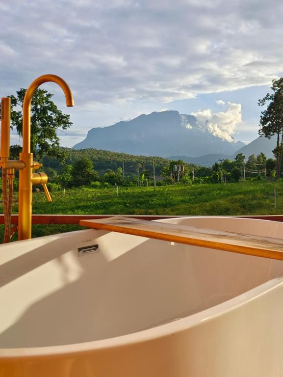 Ban Por Piang Chiang Dao