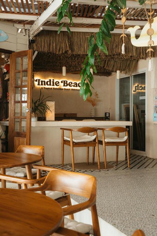 Indie Beach Bungalows