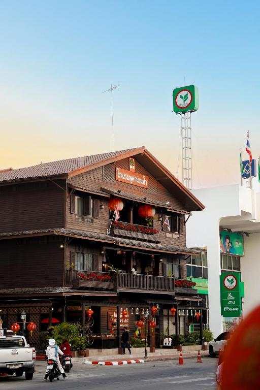 Pukha Nanfa Hotel