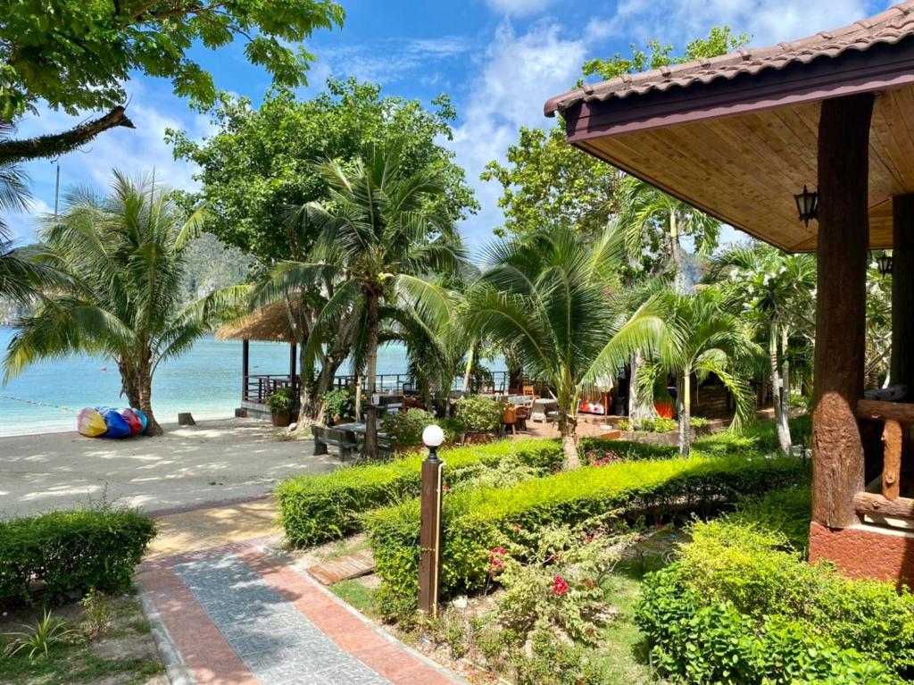 Phi Phi Villa Resort