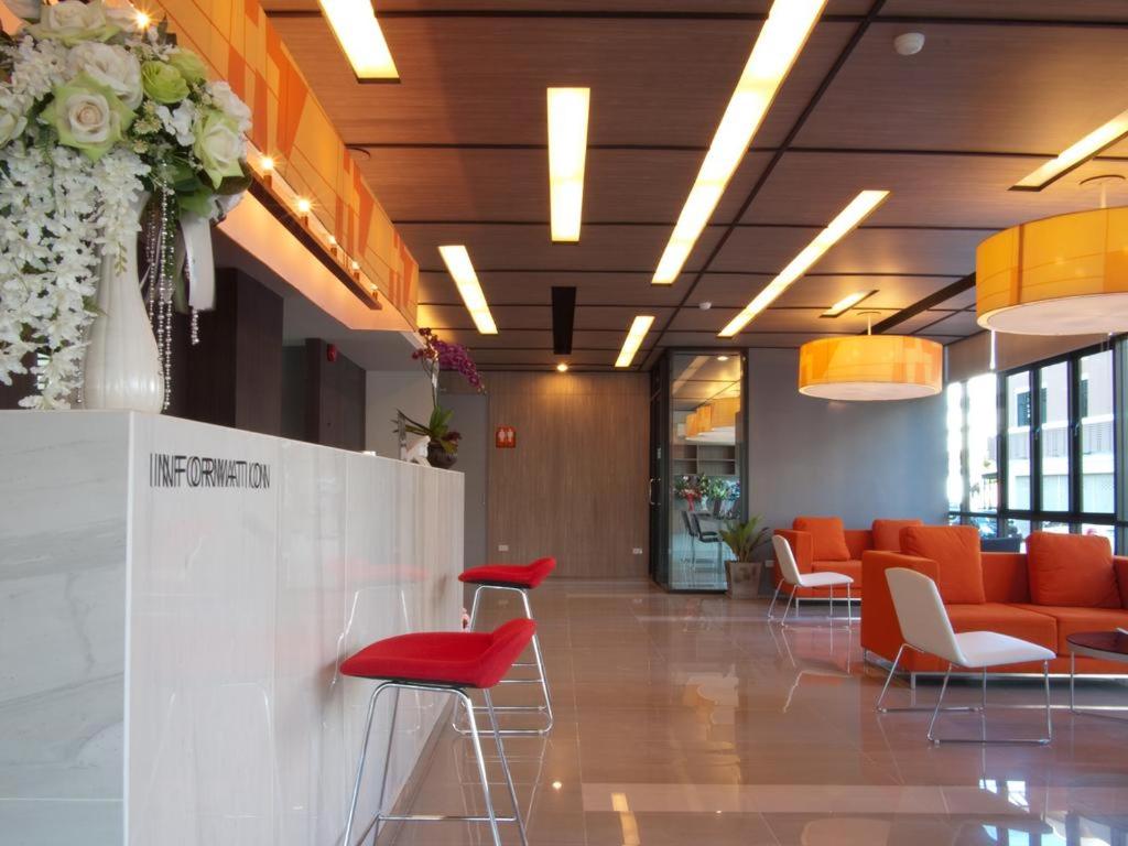 Abizz Hotel Lampang Airport