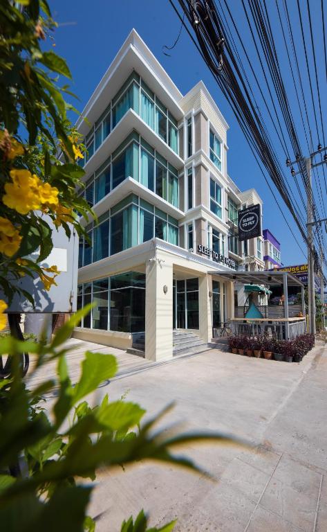 Sleep to Fly Hotel & Hostel Suvarnabhumi Airport