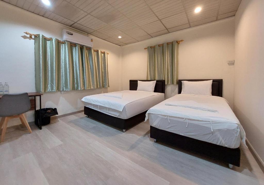 Chaiwat Hostel